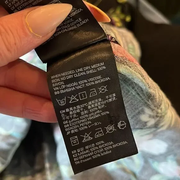 H & M Black Viscose Floral Long Sleeve Dress, size 14! - Picture 11 of 11